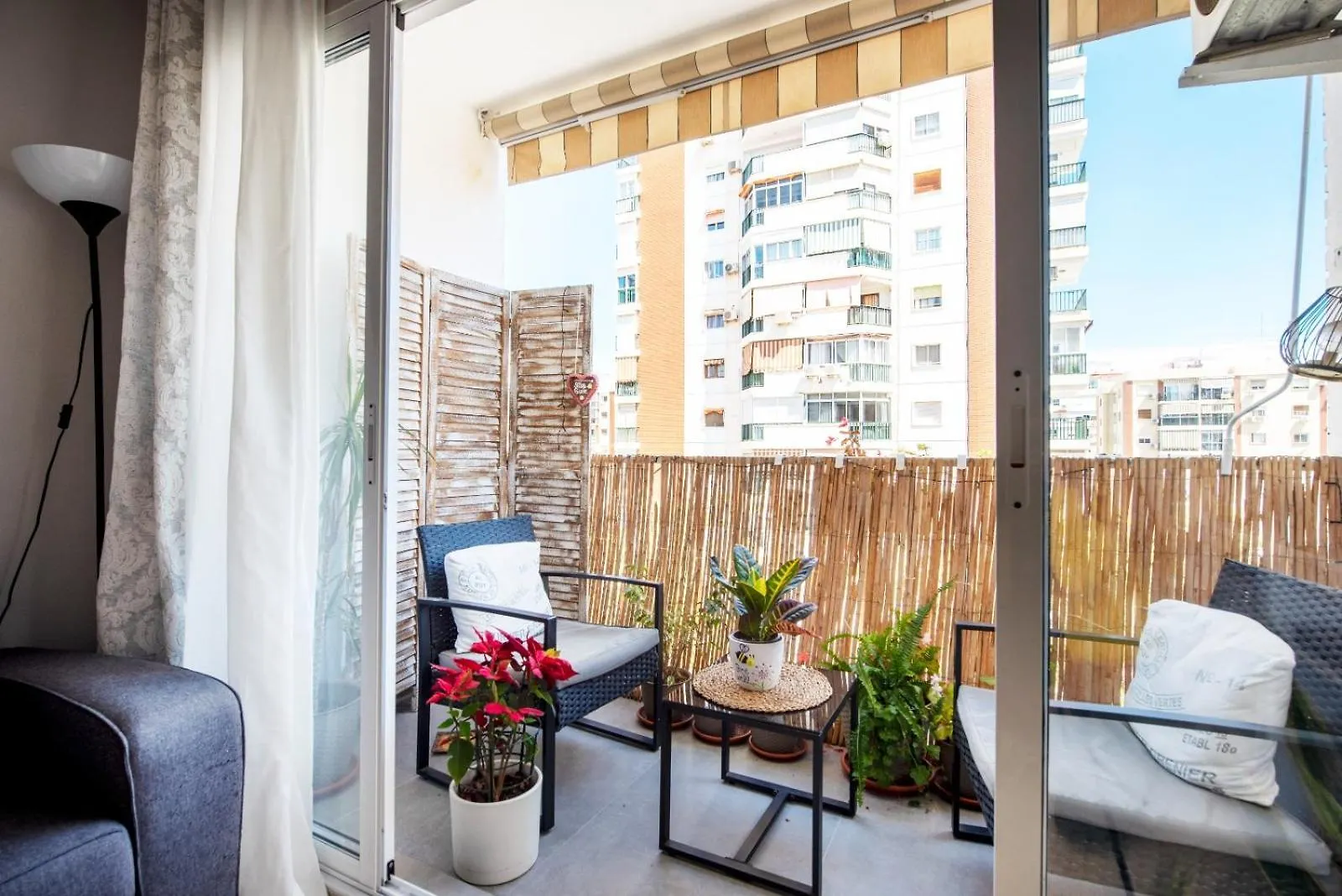 Centric Room In A Cozy Apartment Malaga Homestay